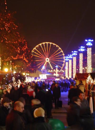 Market and Ferris wheel