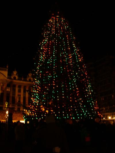 Grand Place: Christmas tree