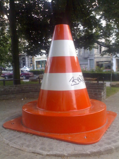 Giant Witch's Hat